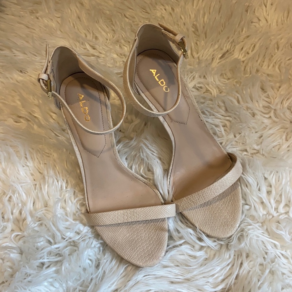 Brand New Aldo Stiletto Strappy Heels Sz 7